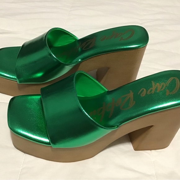 NWT Cape Robbin Metallic Green Platform Mules Size 9 - Picture 3 of 10